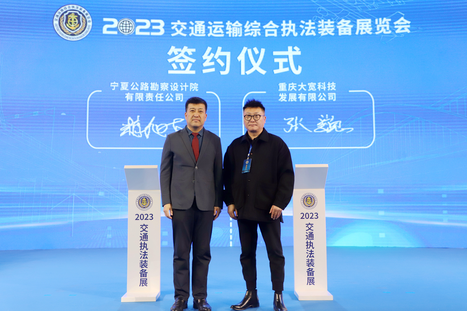 封面.jpg 封面.jpg